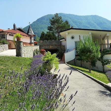 Apartments Reida Most na Soči Buitenkant foto
