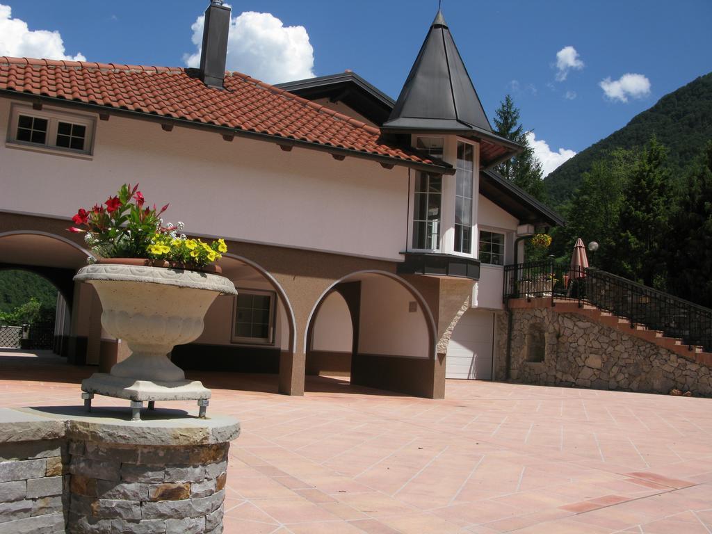 Apartments Reida Most na Soči Buitenkant foto